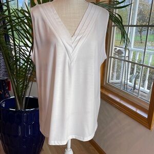 Elegant White V-Neck Women's Top